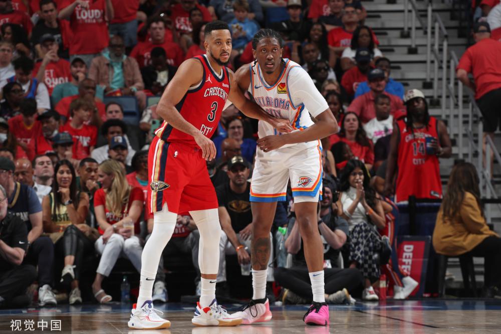 让人们再一 让人们再一