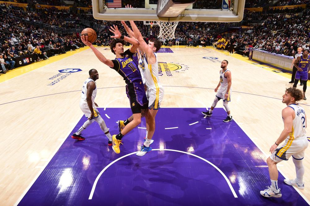 以顽强防守 以顽强防守