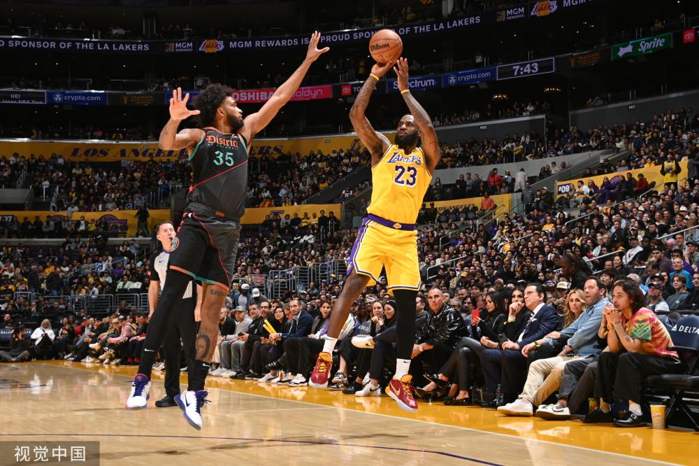 把后防线 把后防线